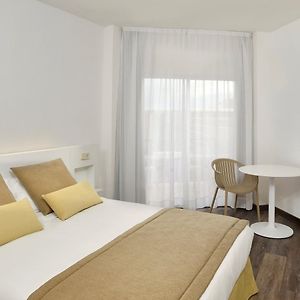 Habitación con Cama King